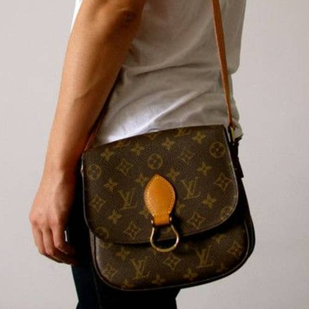 💎✨Authentic✨💎Louis Vuitton Monogram Saint Cloud GM crossbody